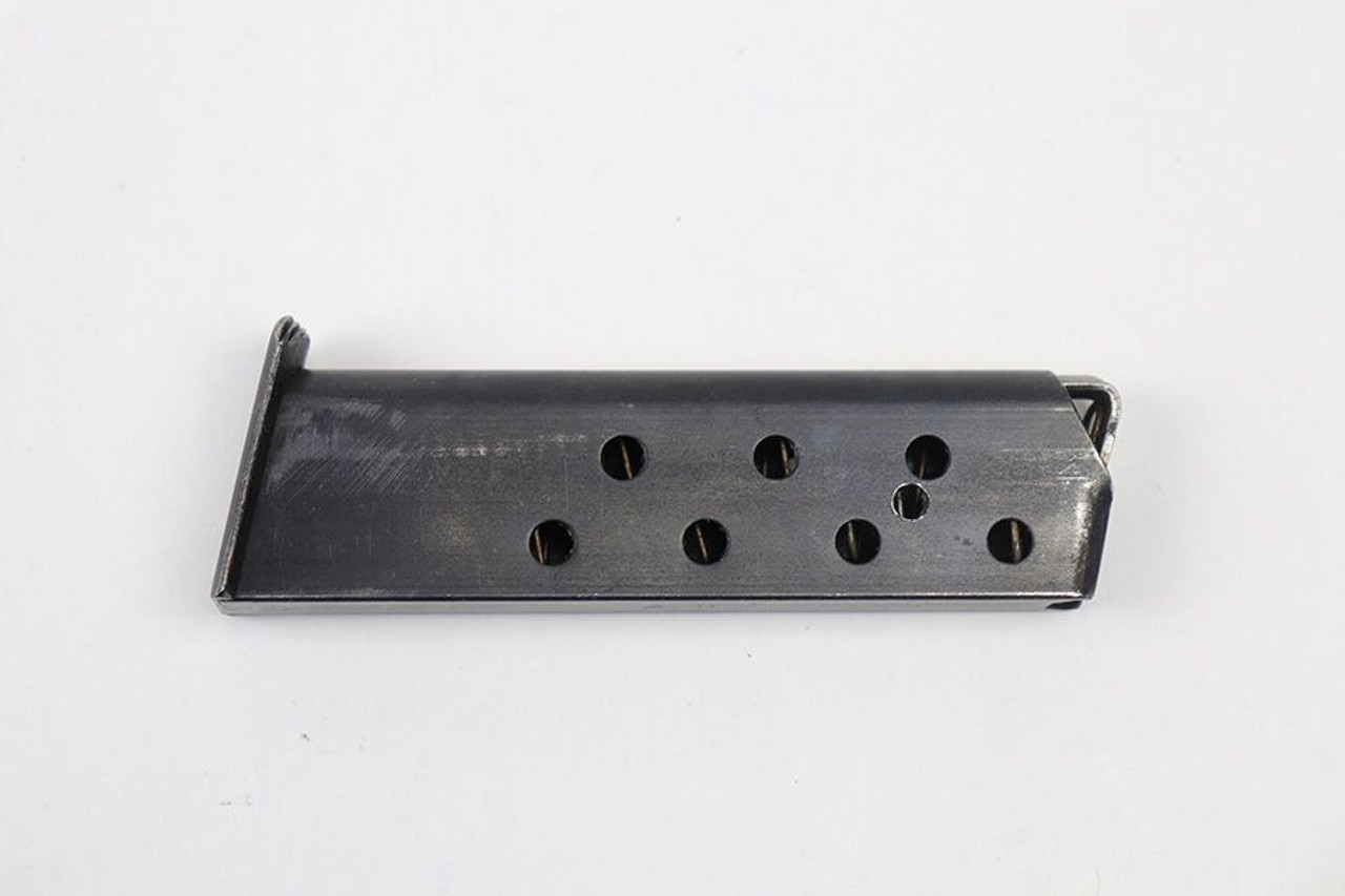 Minty Sauer Magazine - 38h 826 - 1