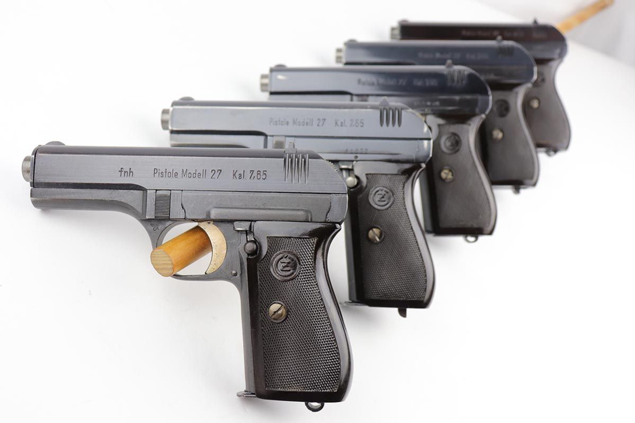 Scarce, Excellent Police CZ 27 Collection