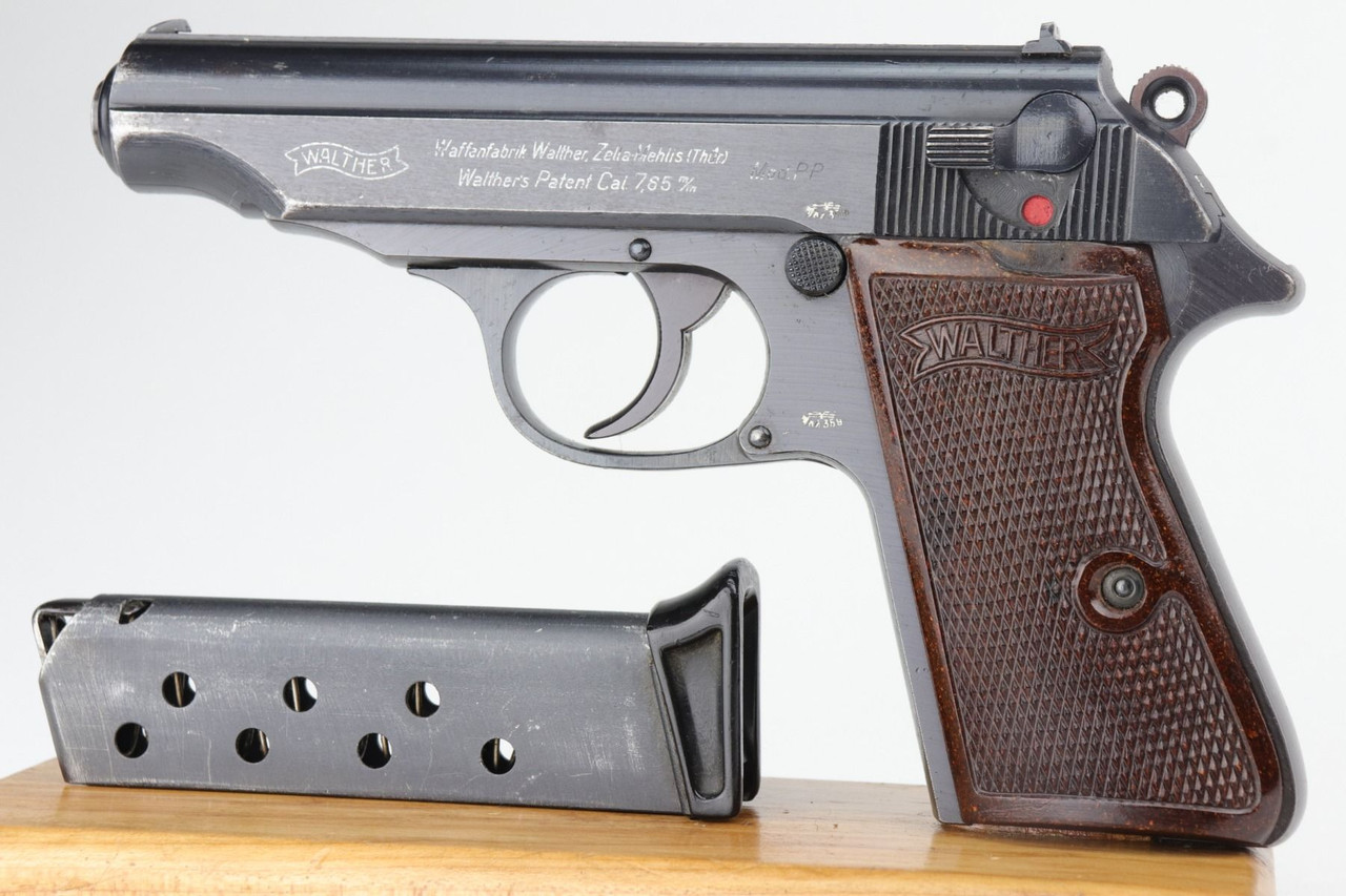 Excellent Waffen PP - Rare Red Grips - 1