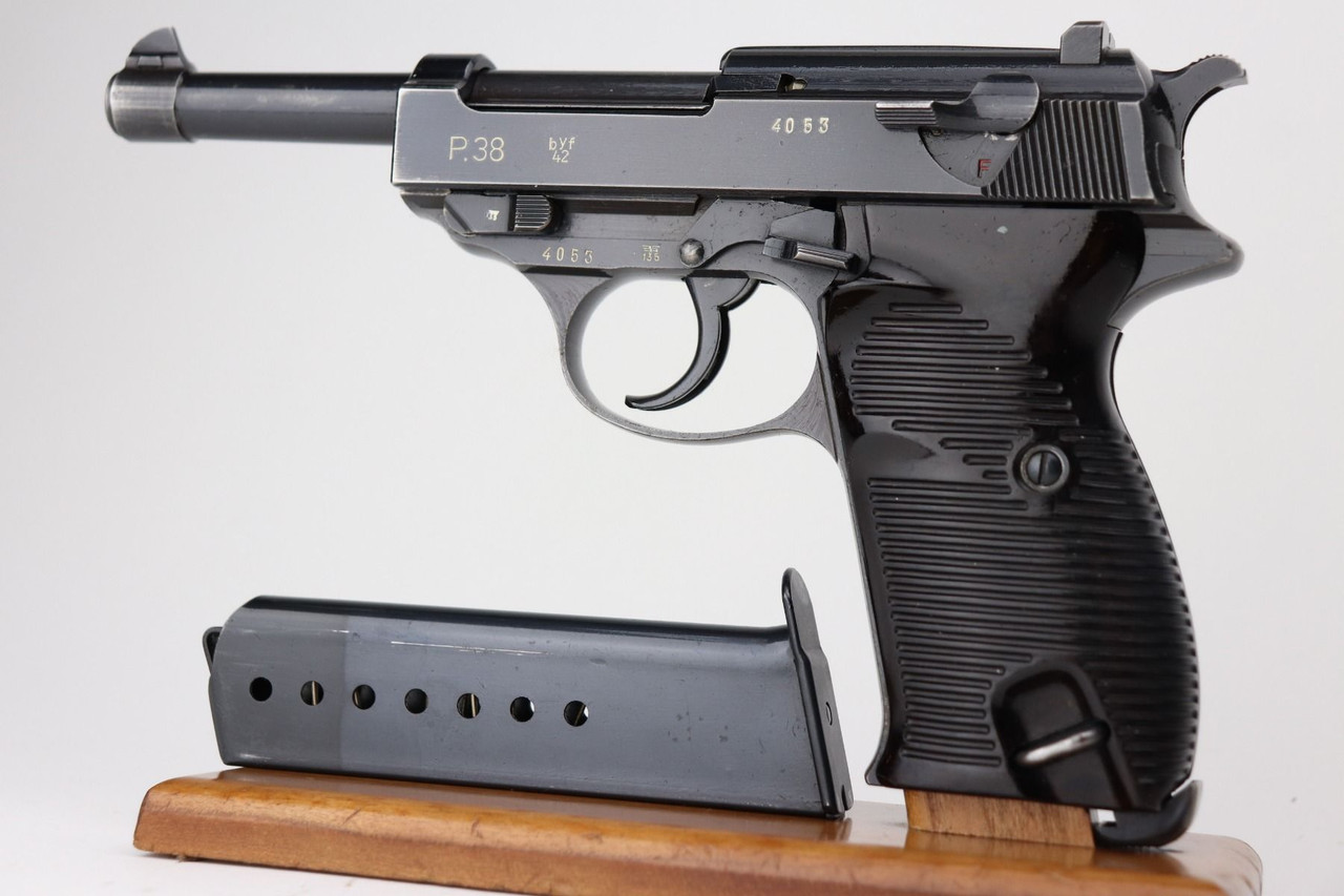 Excellent Mauser P.38 - BYF 42 - 1