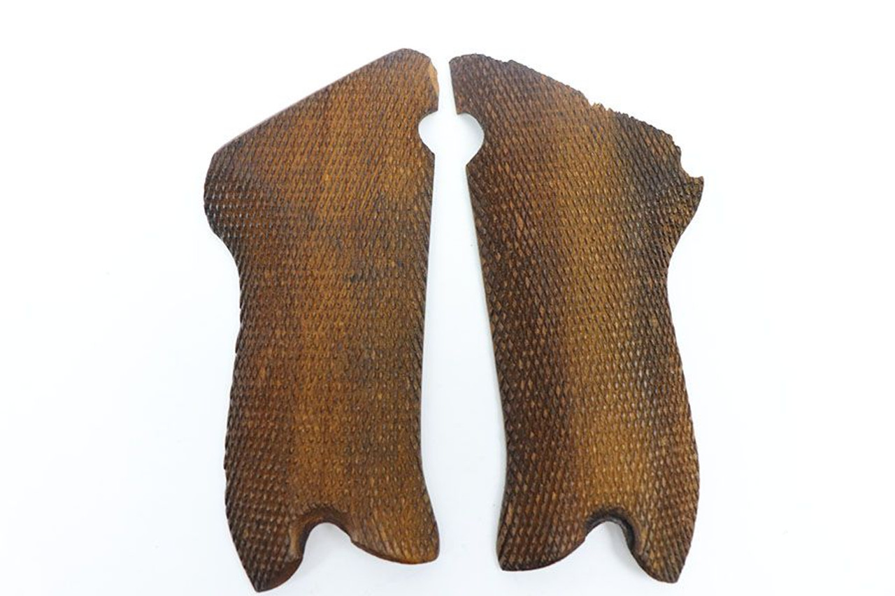 Matching Numbered E/135 Luger Grips - 1