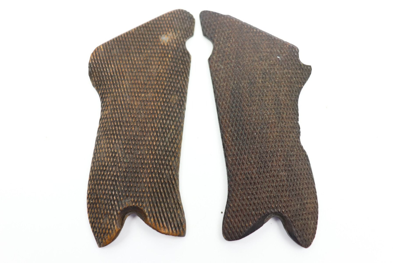Luger P.08 Grips - 1
