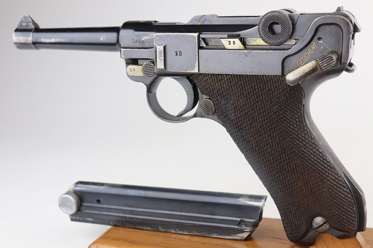 1939 Commercial Mauser Banner Luger - Matching Magazine - 1