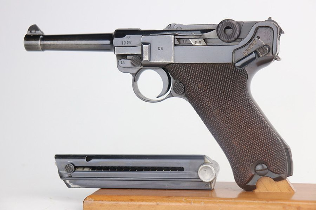 1940 Mauser Banner Police Luger - Matching Magazine - 1