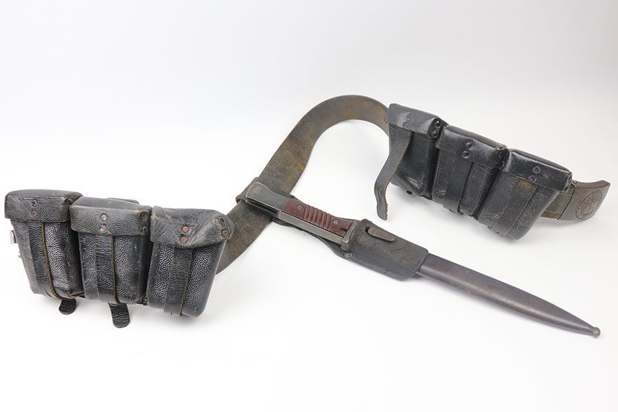 K98 Bayonet, Belt, Buckle & Ammo Pouches - 1
