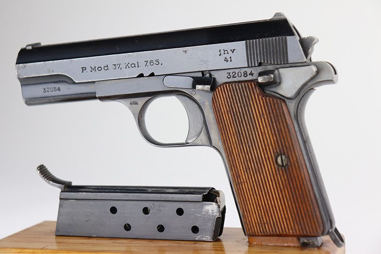 Minty Nazi Femaru M37 - Matching Magazine - 1