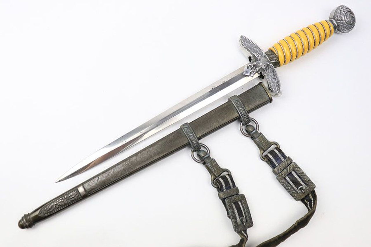Luftwaffe Dagger with Hanger - 1