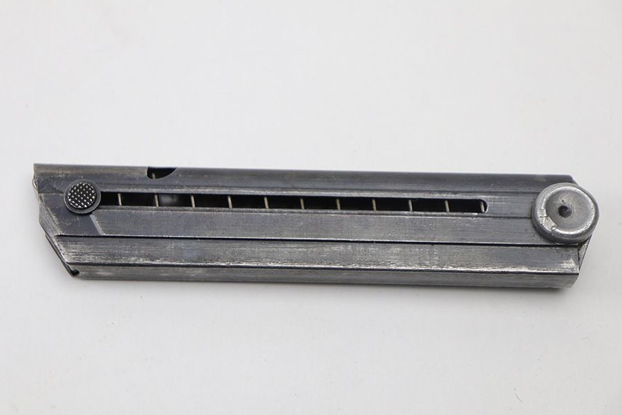 122 Code Luger Magazine - 1