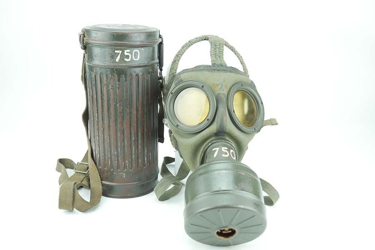 Excellent Early WW2 German Gas Mask