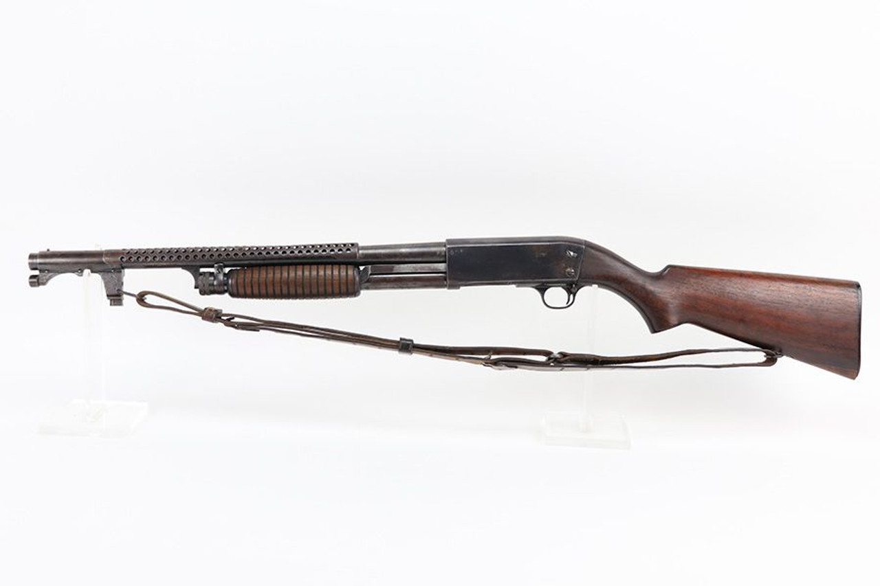 Rarest of the WW2 Trench Shotguns - Ithaca Model 37 - 1