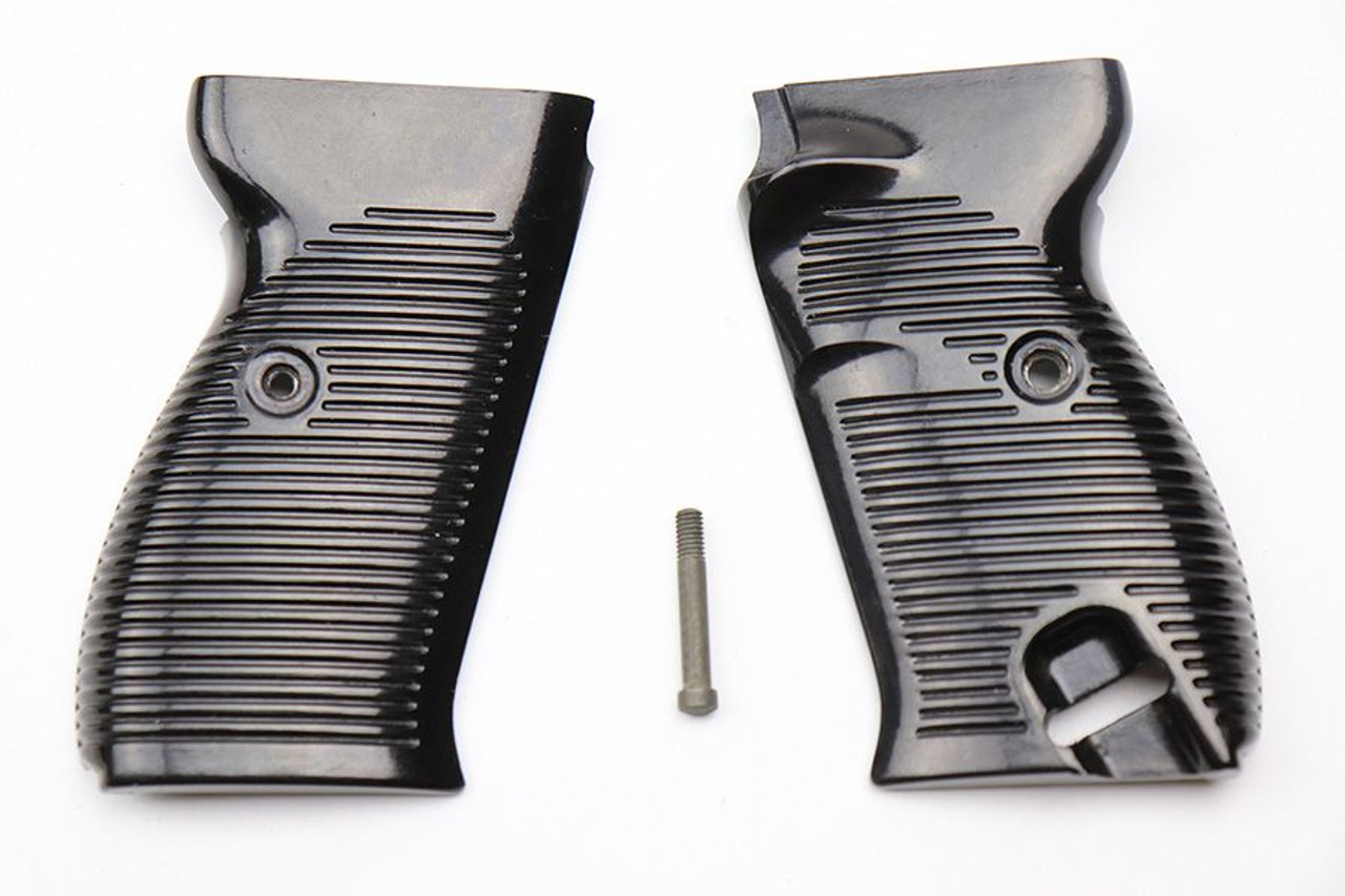 Late WW2 P.38 Grips - 1