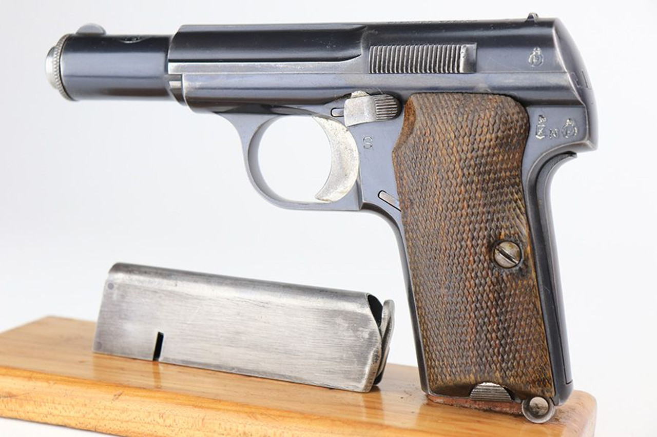Nazi Astra Model 300 - 1