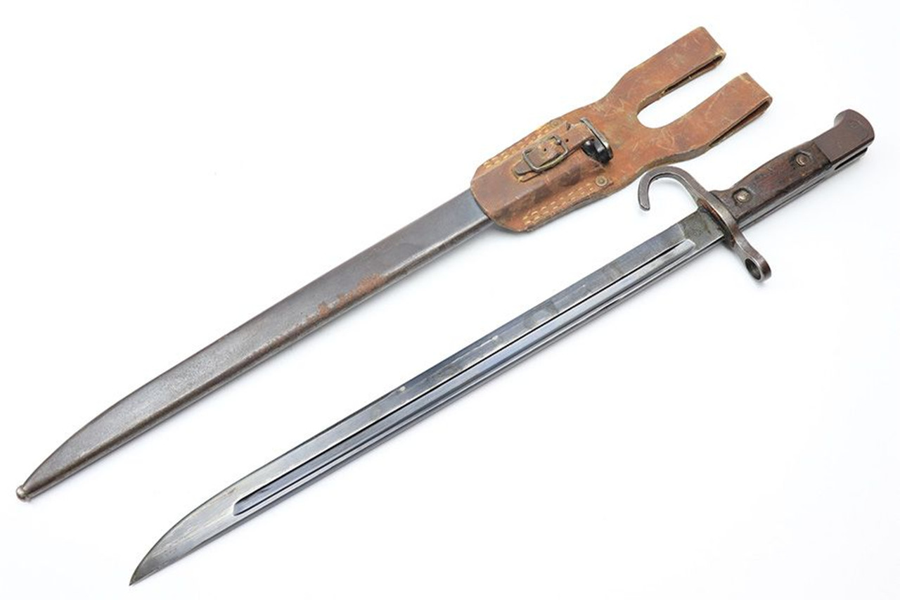 Type 30 Japanese Rifle Bayonet with Frog - 1