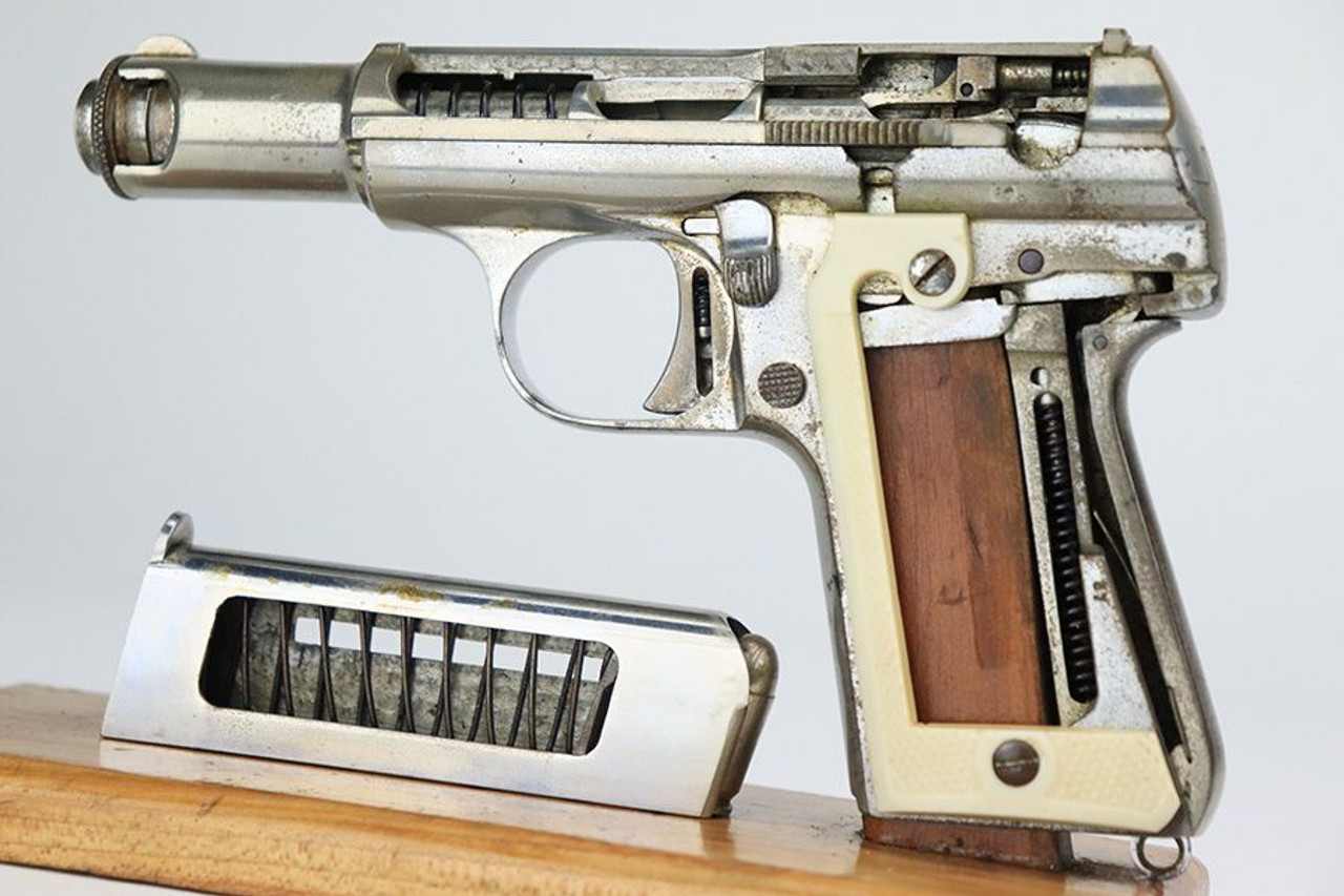 Astra 3000 Factory Cutaway - 1