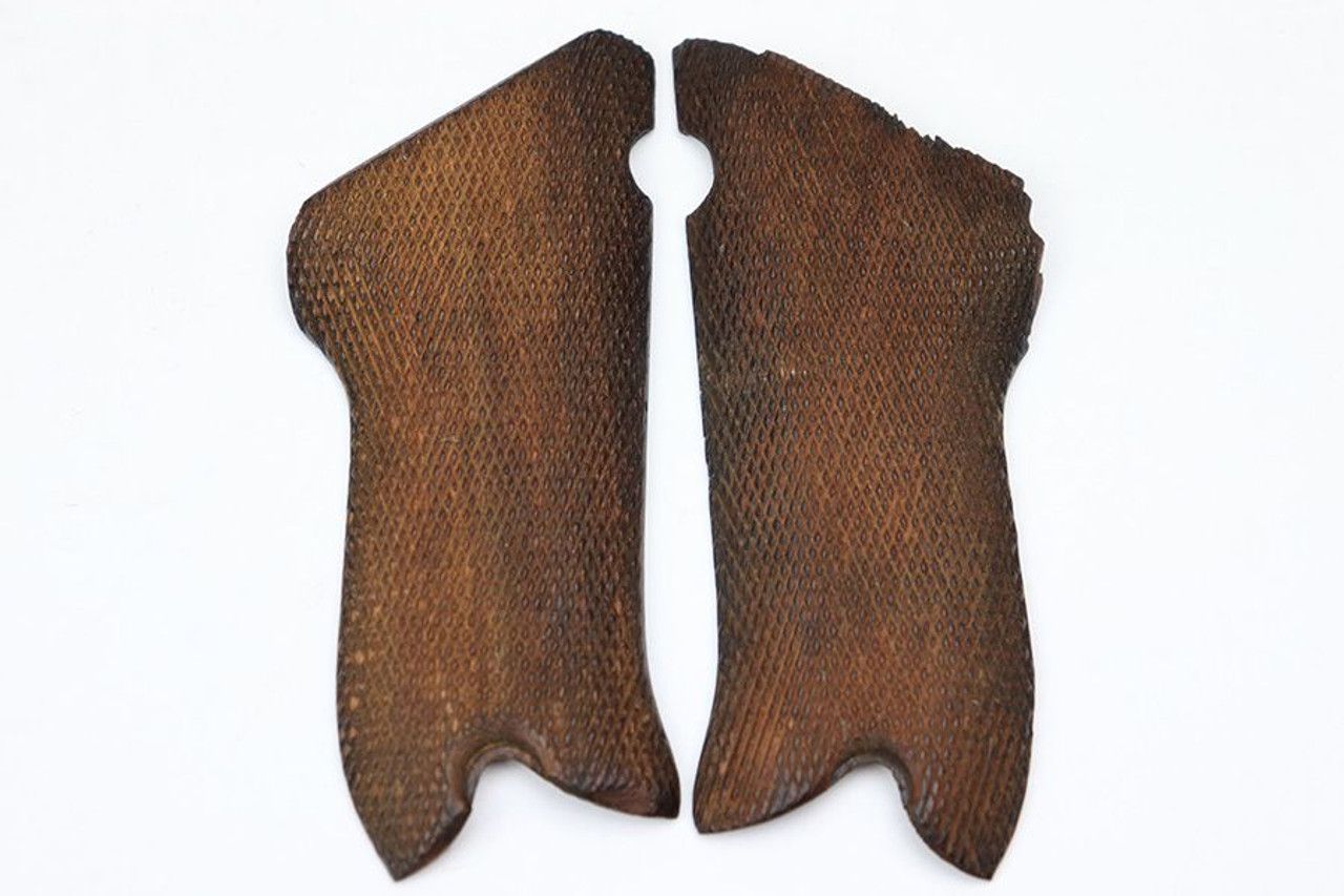 Rare Eagle 135 Luger Grips - 1