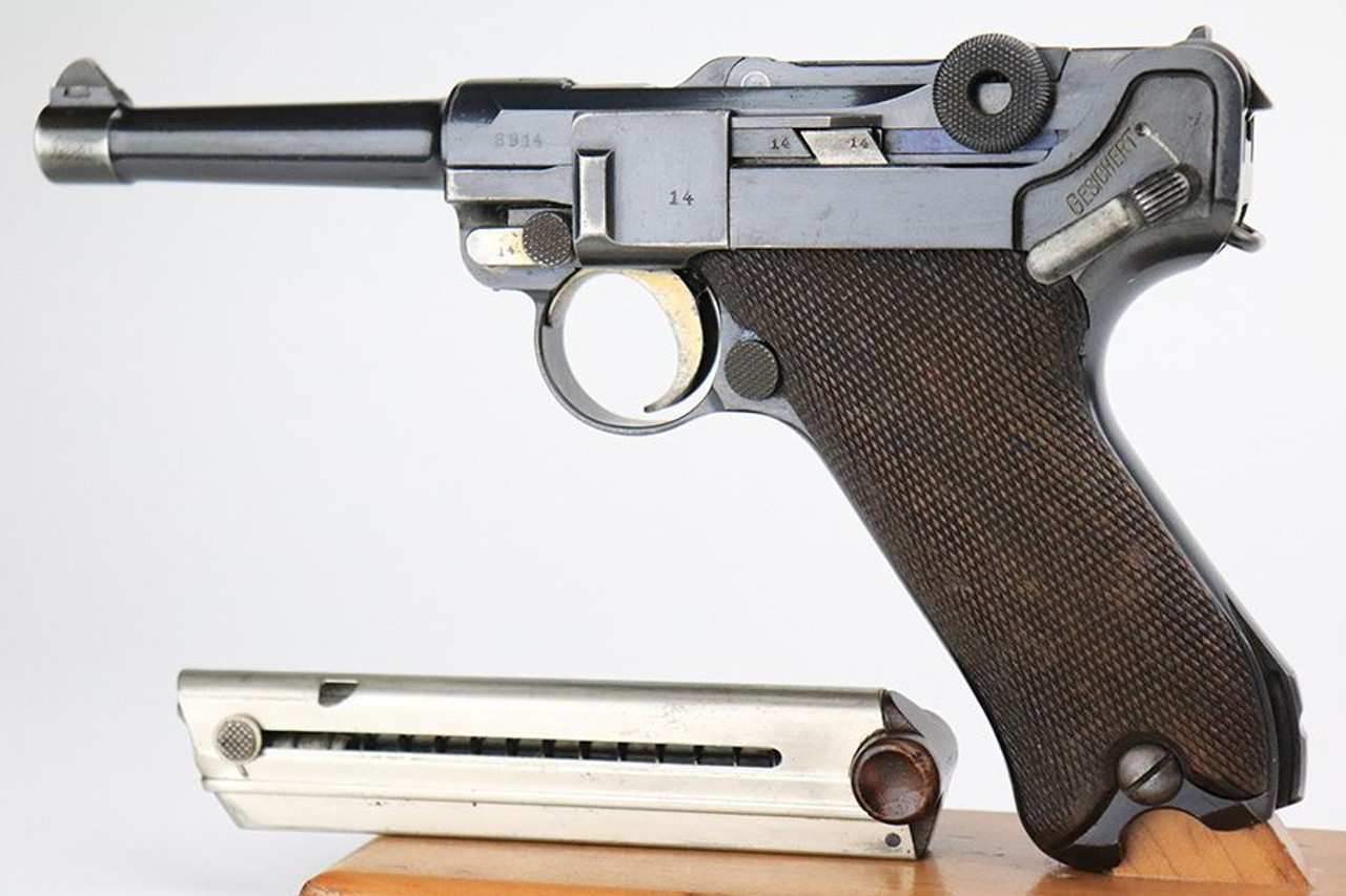1915 DWM Luger - Matching Magazine - 1