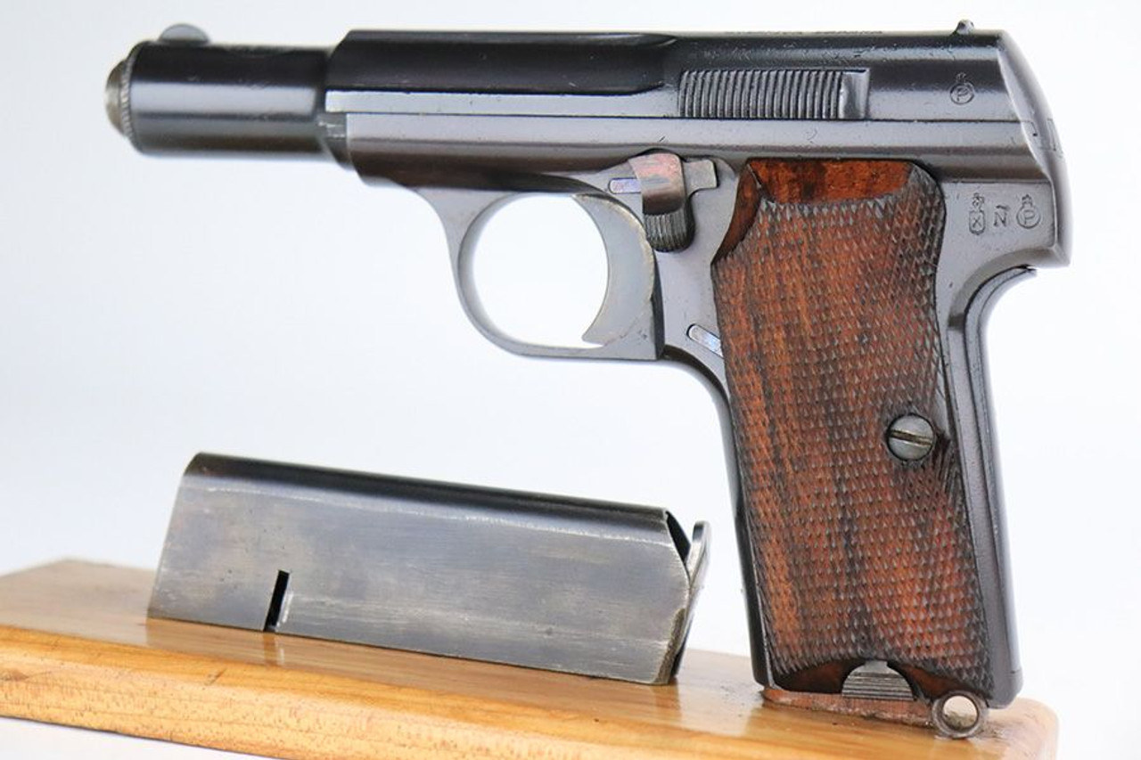 Nazi Astra Model 300 - 1