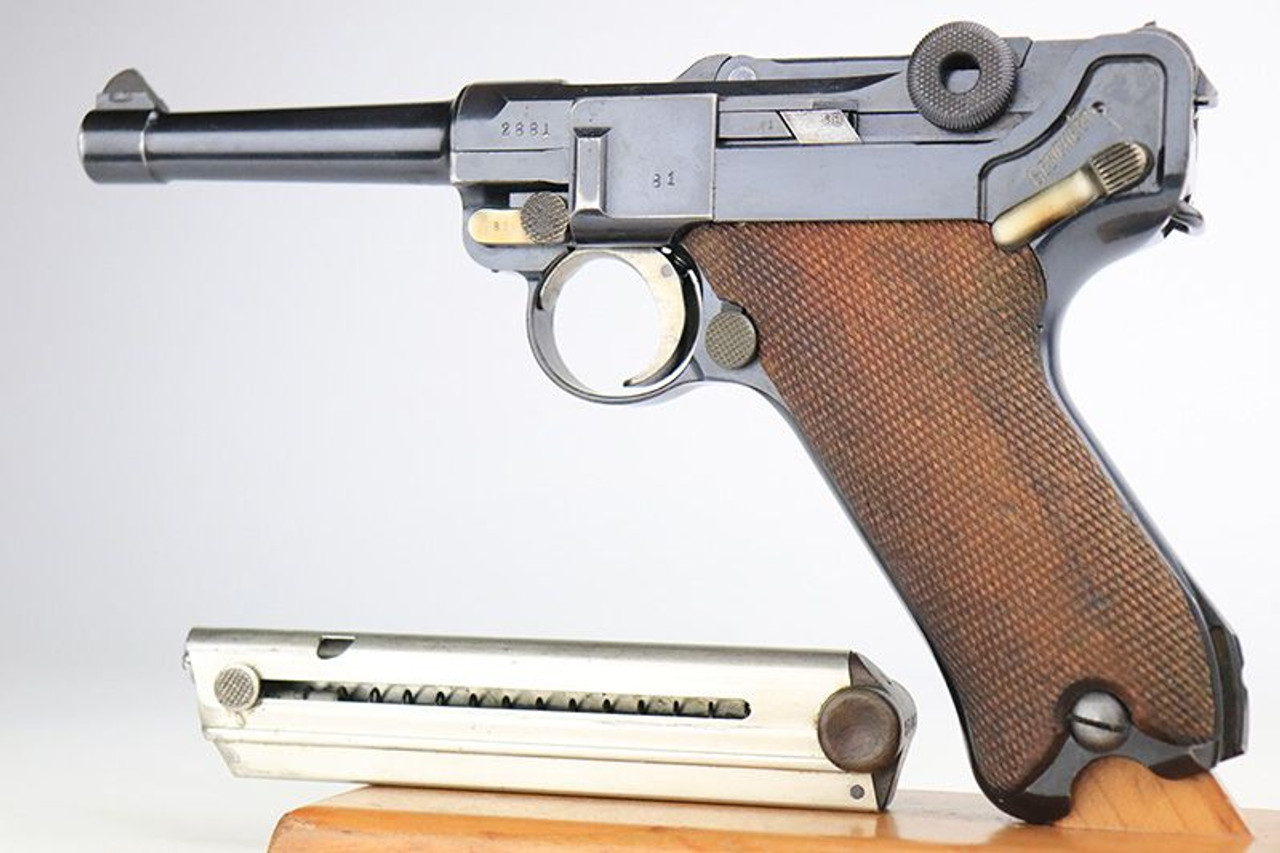 Minty 1915 DWM Luger - 1