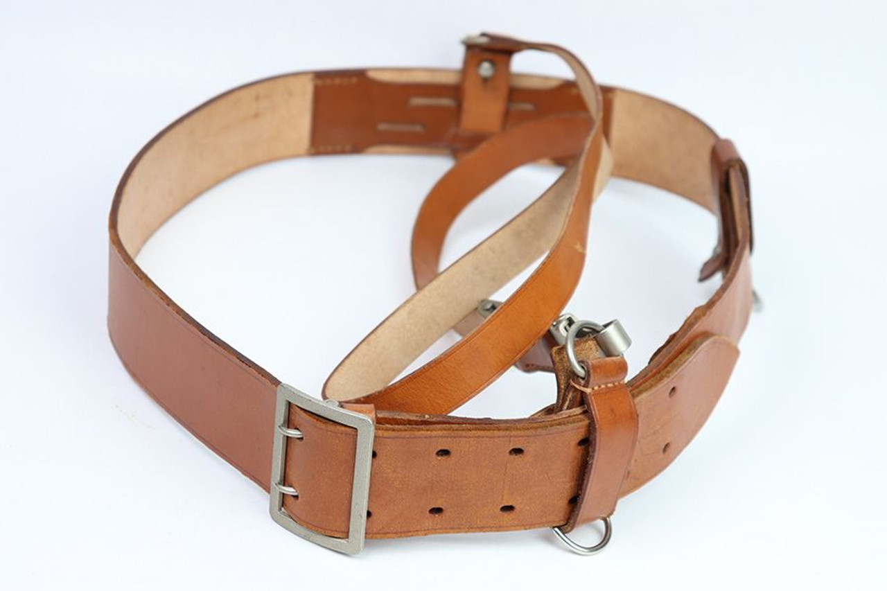 Mint WW2 Leather Belt & Shoulder Strap - 1