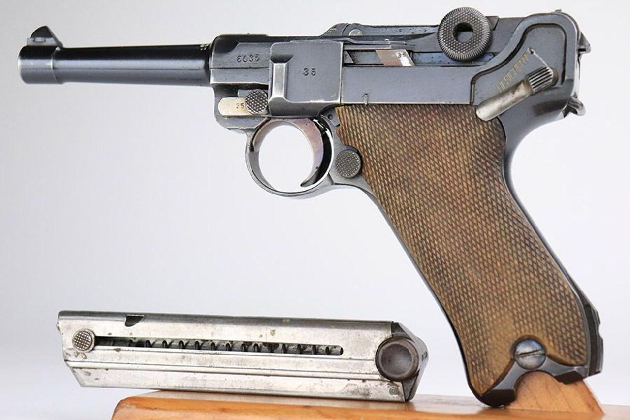 Scarce 1921 DWM Police Luger - Matching Magazine - 1