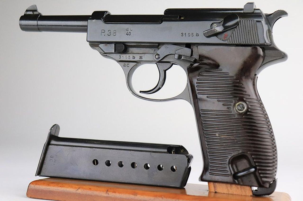 AC 40 Walther P.38 - 1