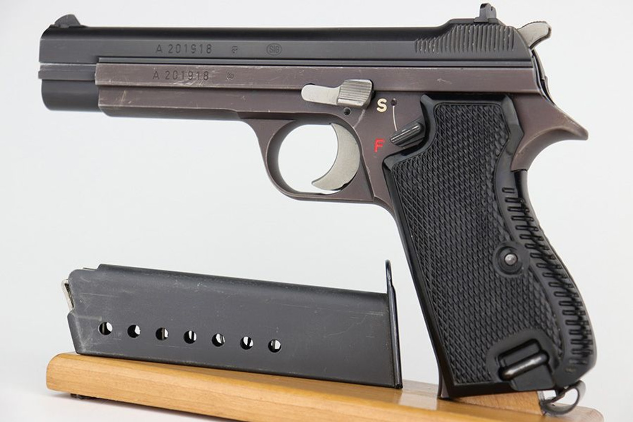Sig P210 - Swiss Army - 1