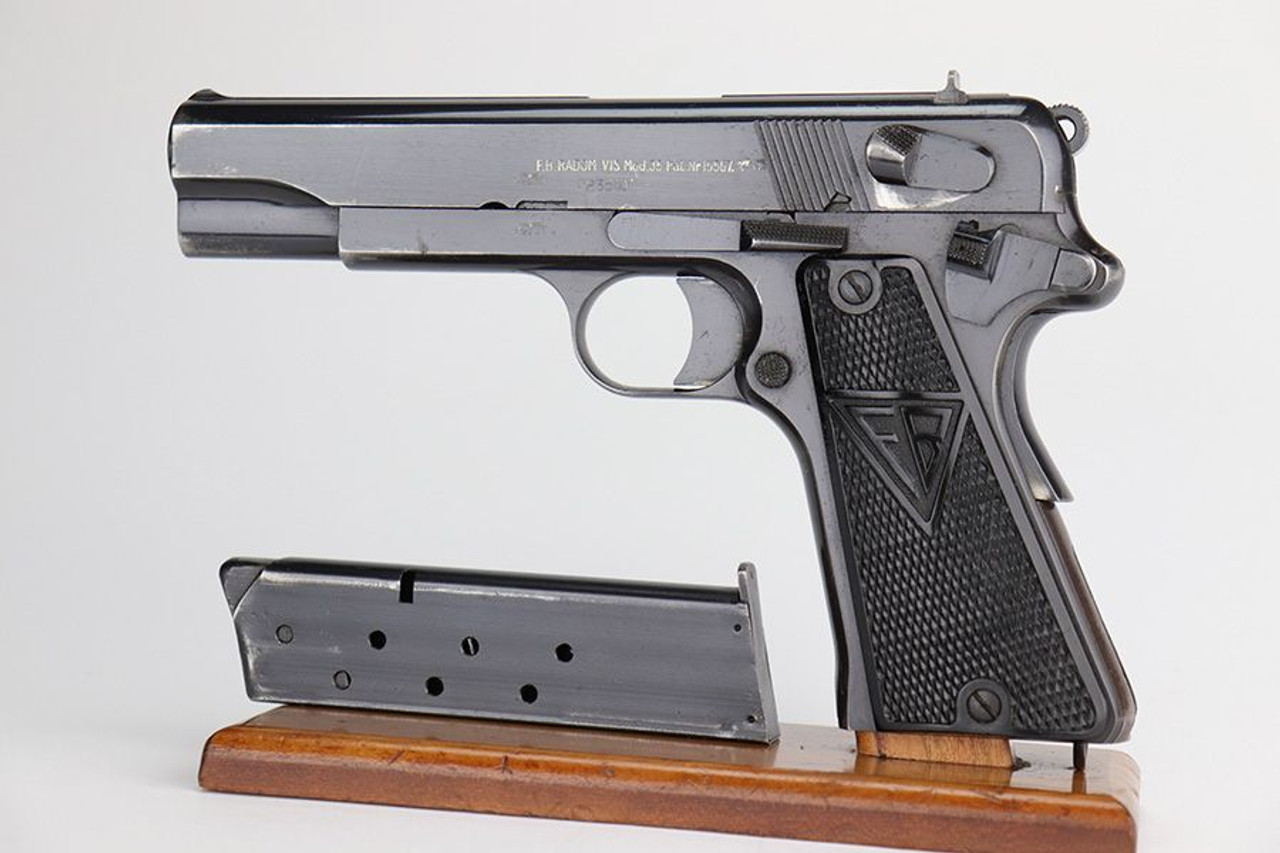 Early Nazi Radom VIS Model 35 - Slotted Frame - 1