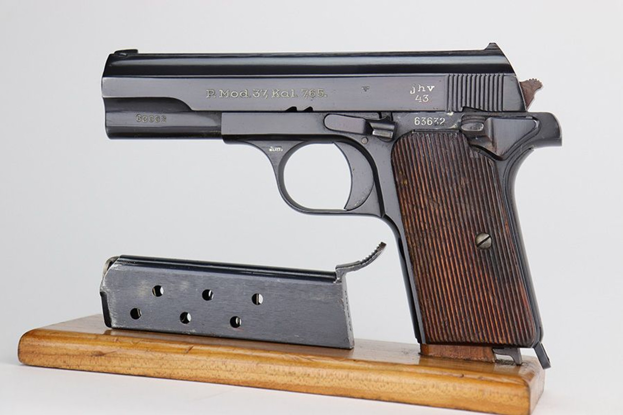 Beautiful 1943 Nazi Femaru Model 37 - 1