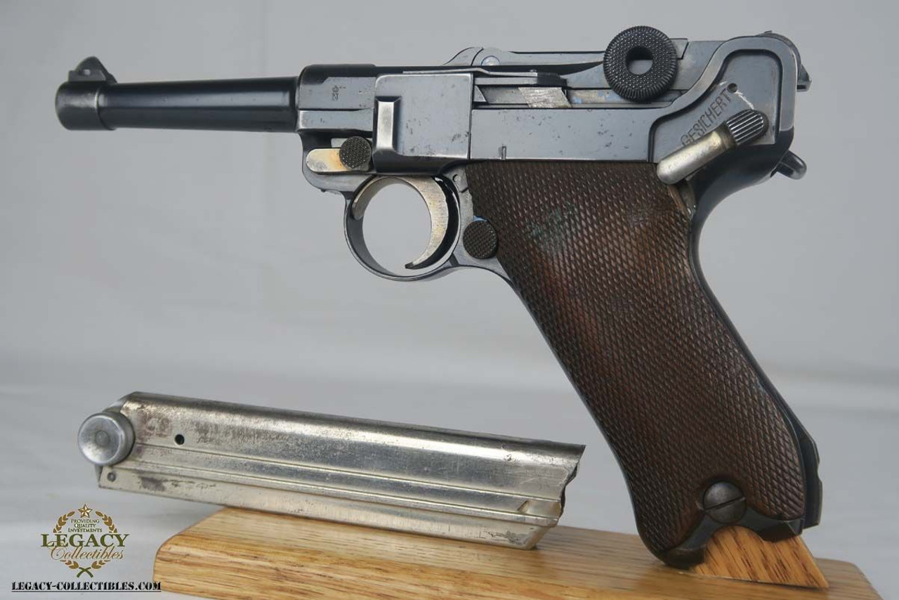 Police Luger from Weimar / Nazi Era - "Sneak" with 1 matched Magazine - 1