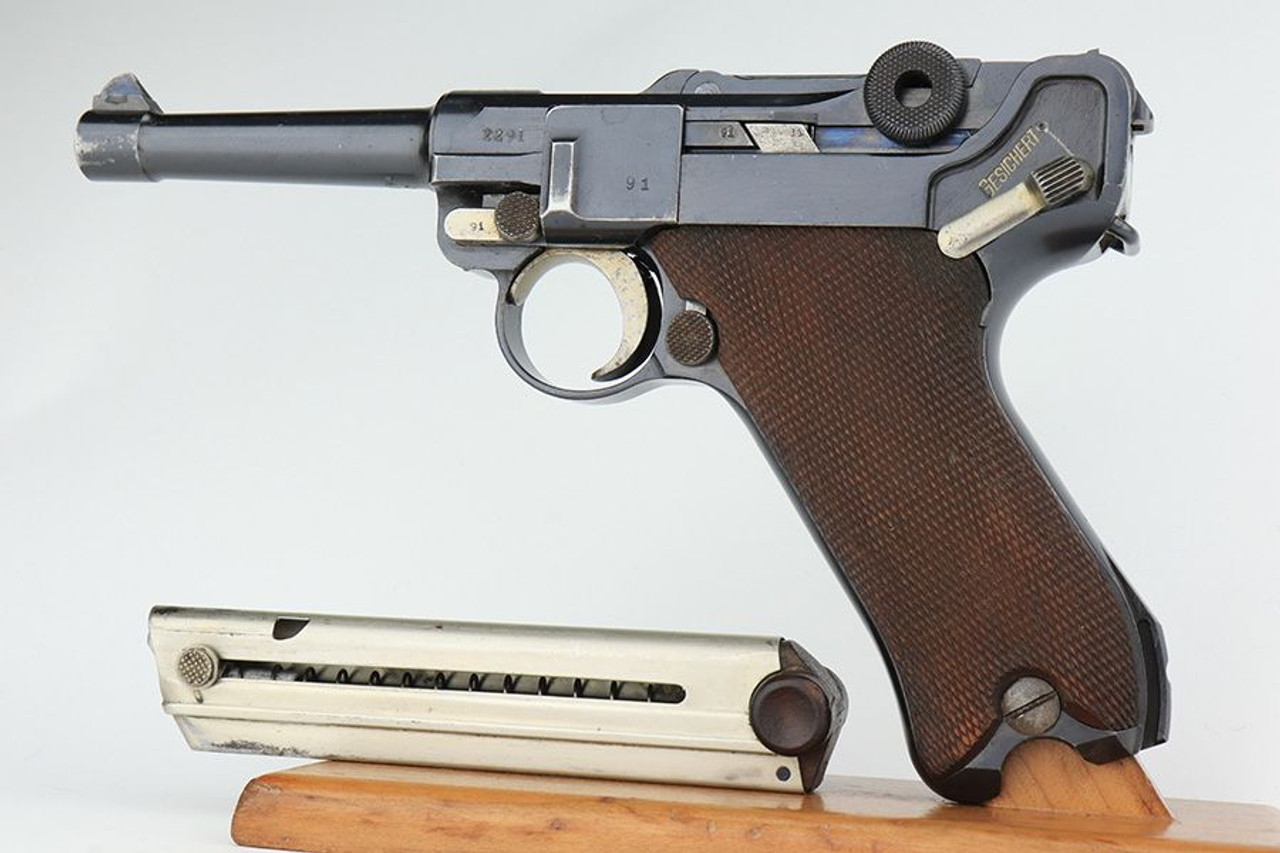 Beautiful 1916 DWM Luger - Matching Magazine - 1