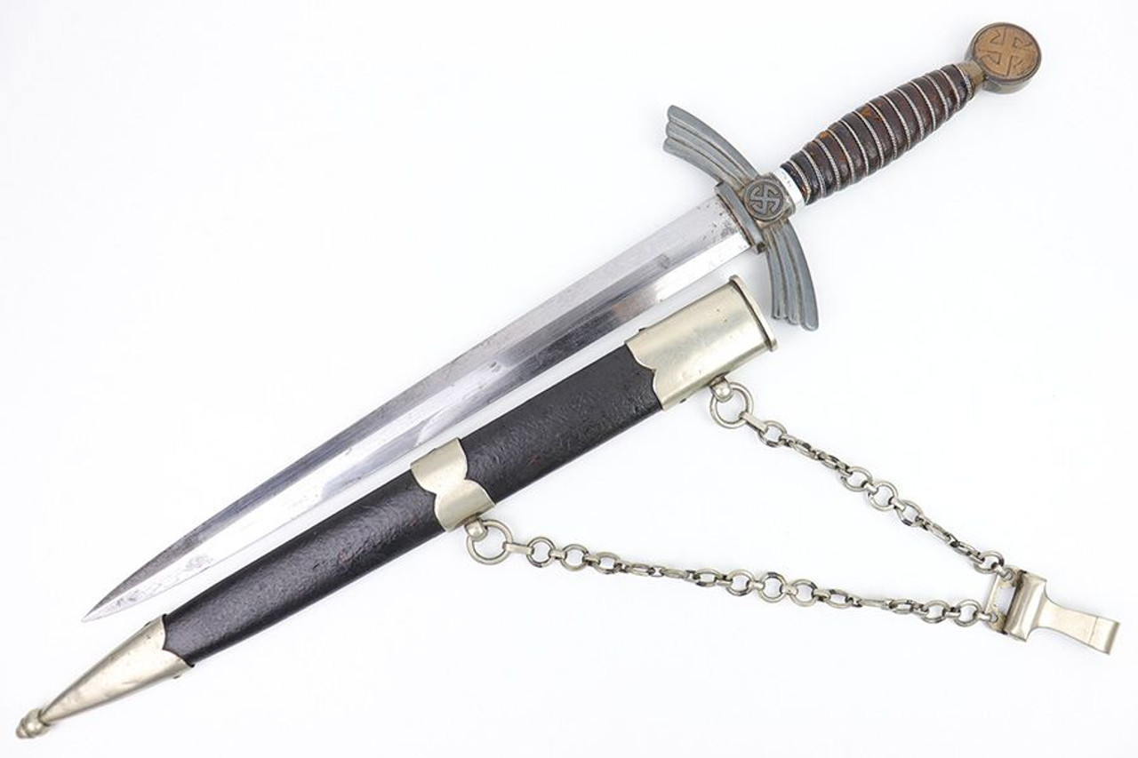 1st Model Luftwaffe Dagger with Chain - 1