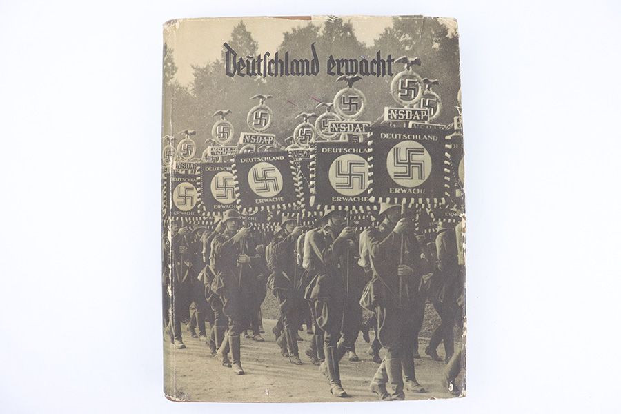 Deutschland Erwacht - 1933 German Scrapbook - 1