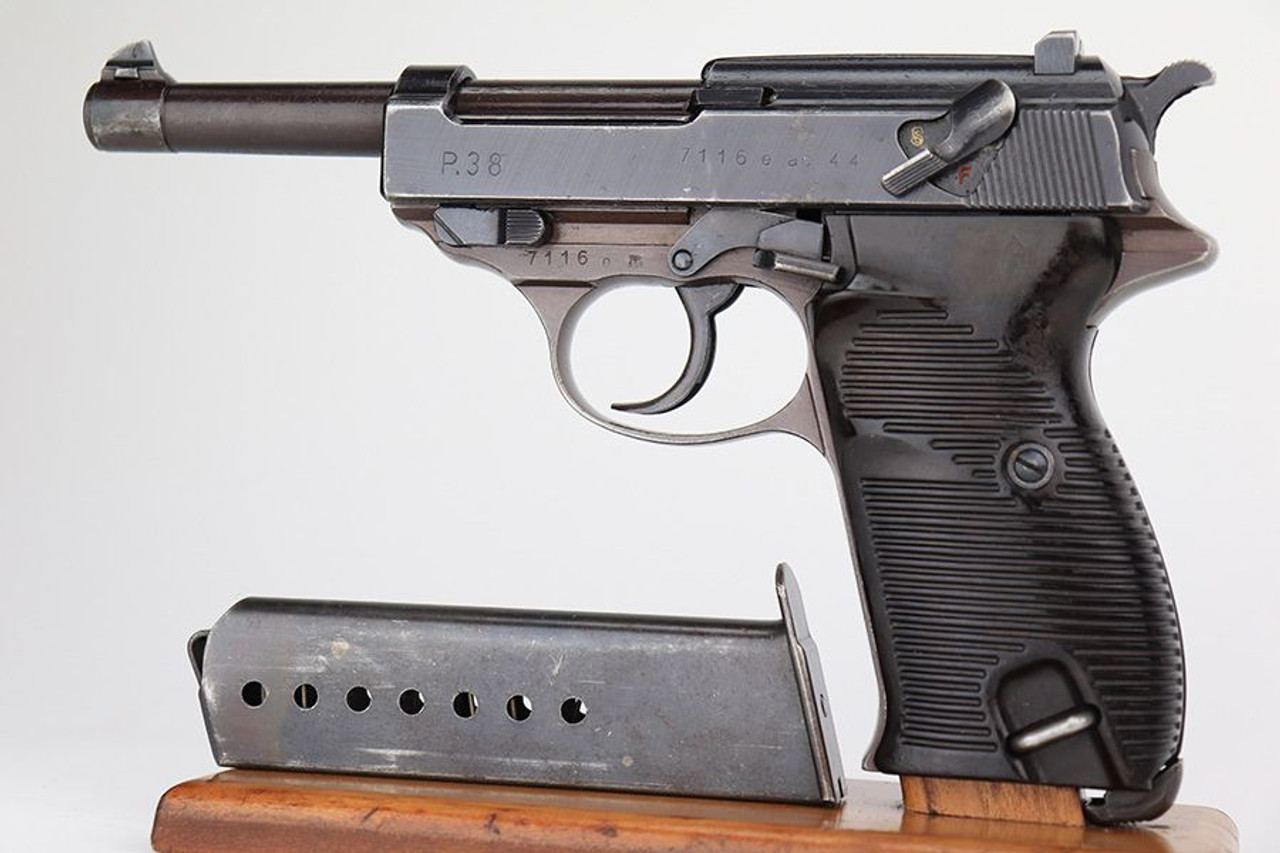 AC 44 Walther P.38 - Plum Color - 1