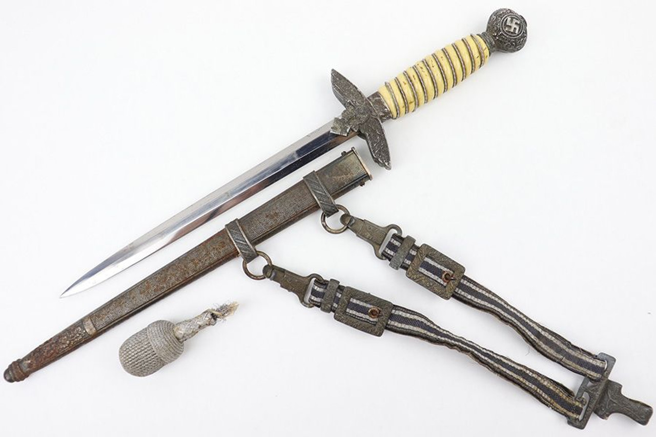 Luftwaffe Dagger with Hanger - 1