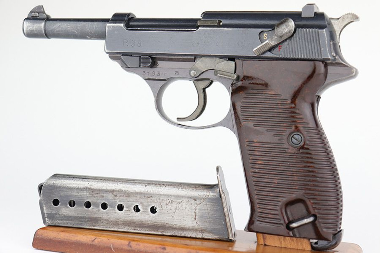 End-of-WW2 Walther P.38 - GI Mismatch - 1