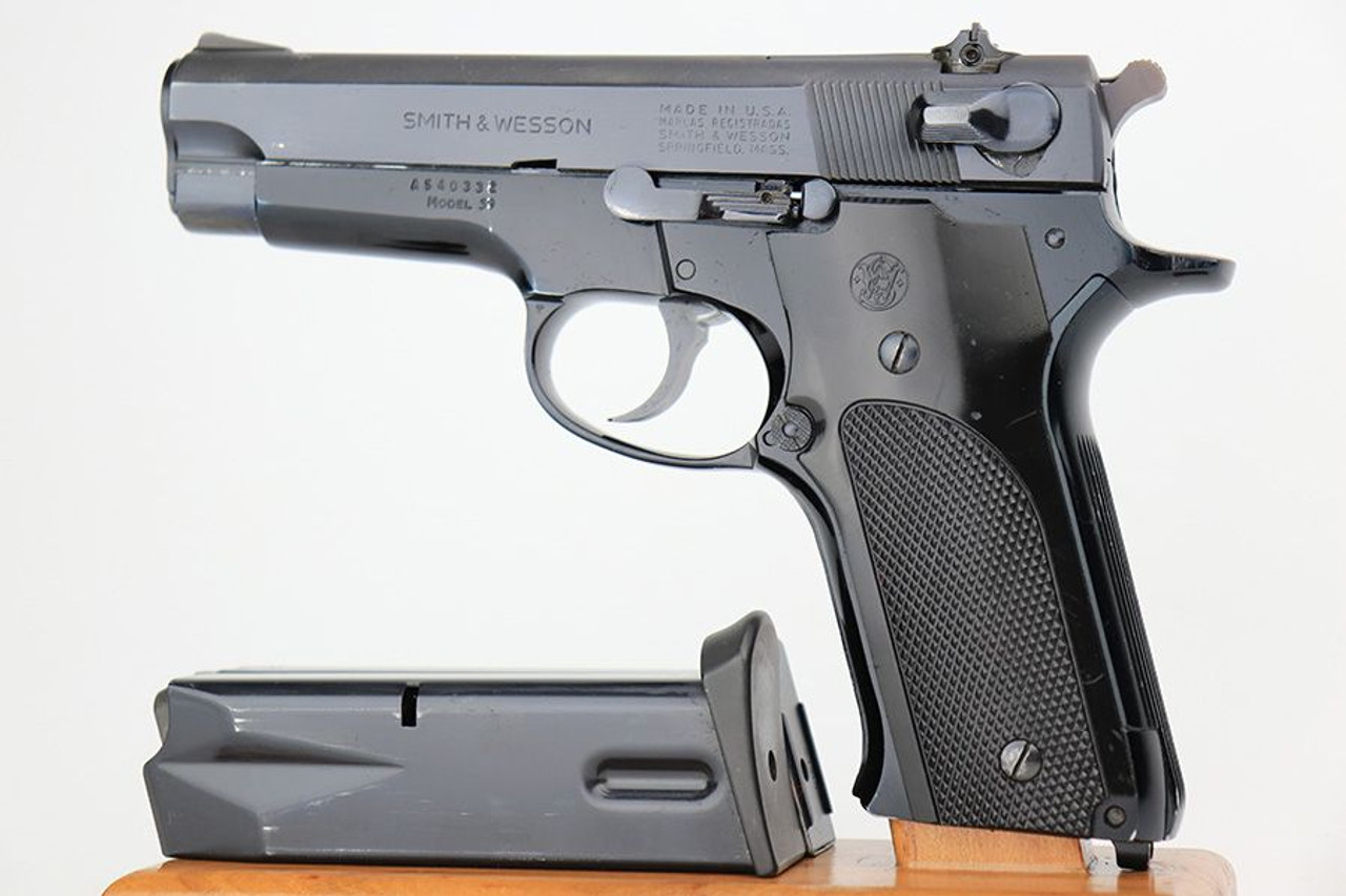 Minty Smith & Wesson Model 59 - 1