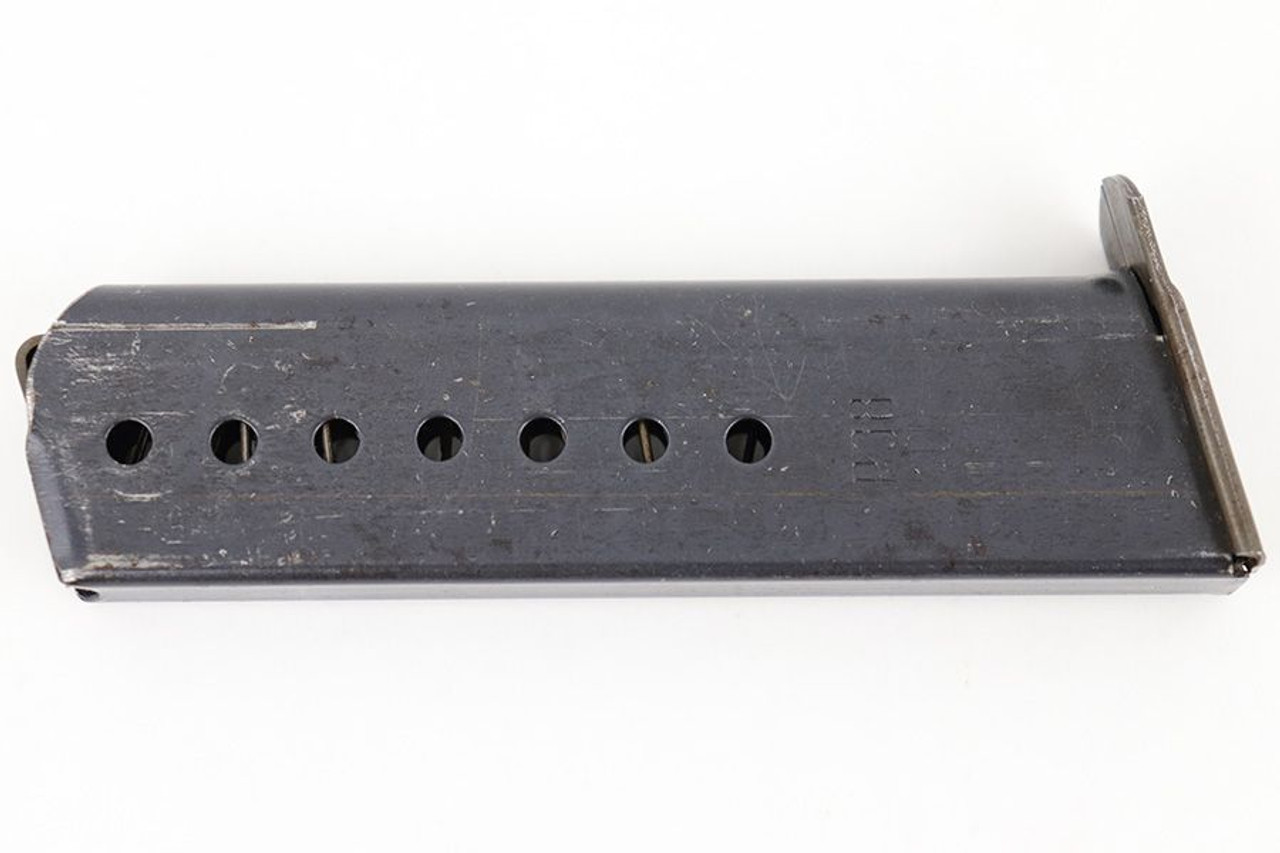 JVD P.38 U Magazine - 1