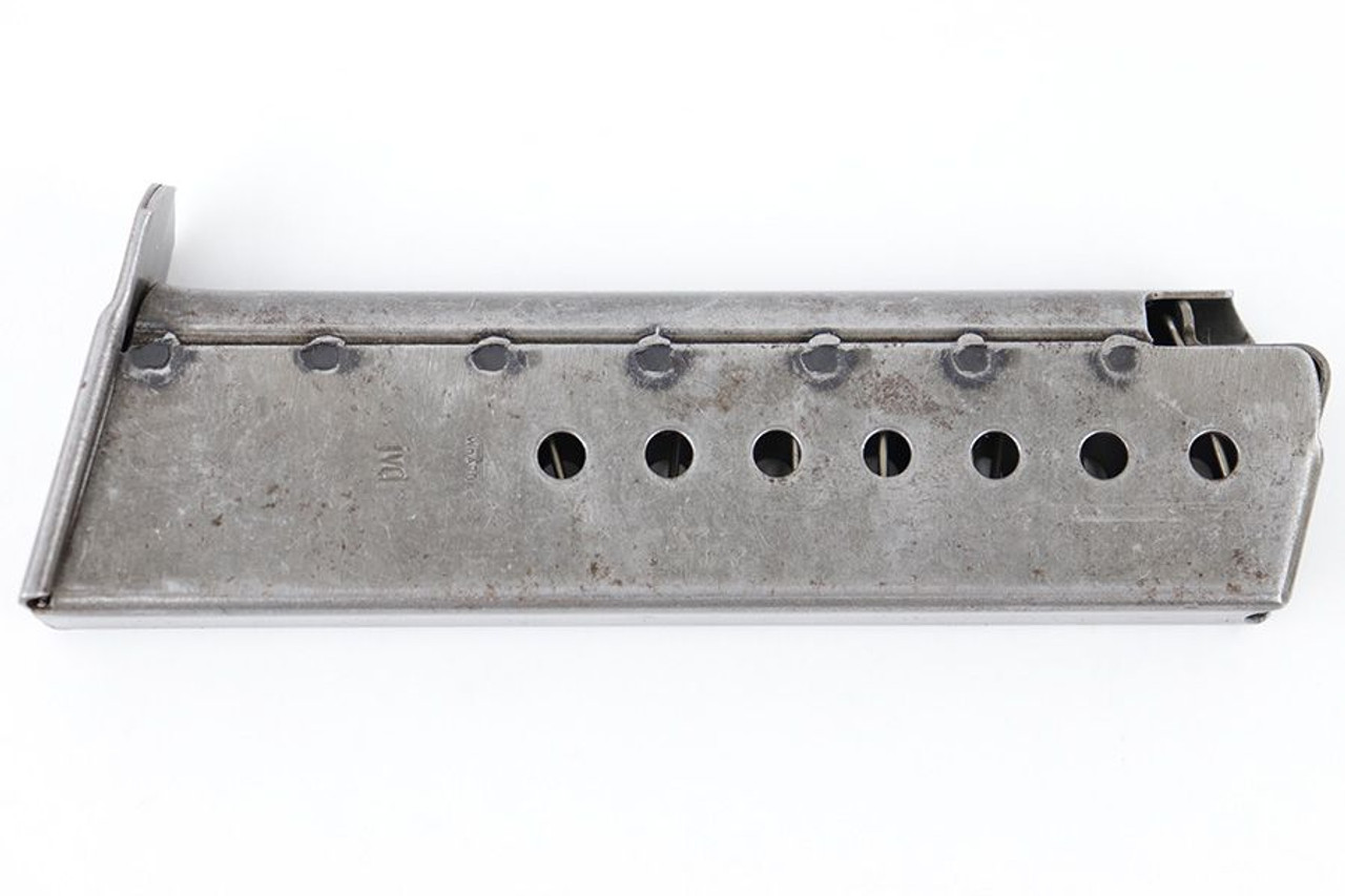 JVD P.38 U Magazine - 1