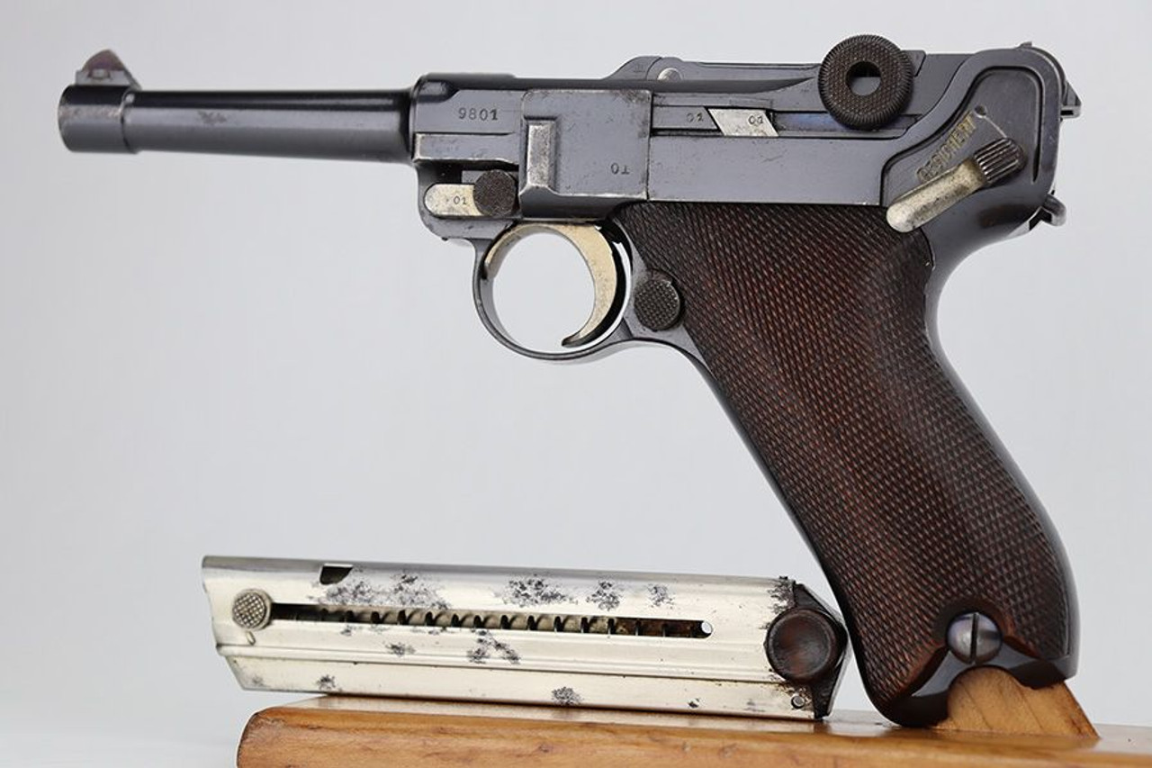 Excellent 1913 DWM Luger - 1