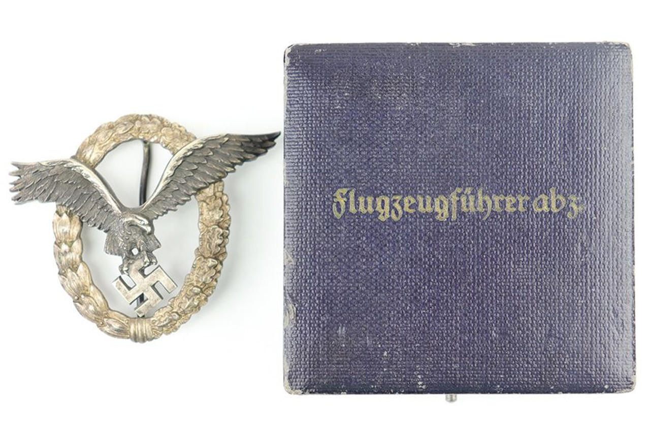 Cased Luftwaffe Pilot Badge by Juncker - 1