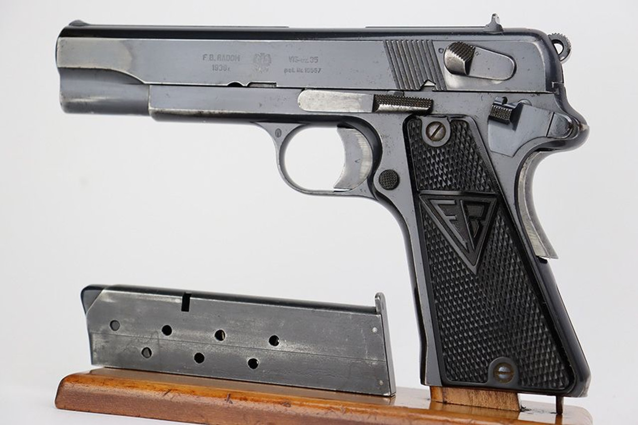 Rare 1938 Polish Eagle Radom VIS Model 35 - 1