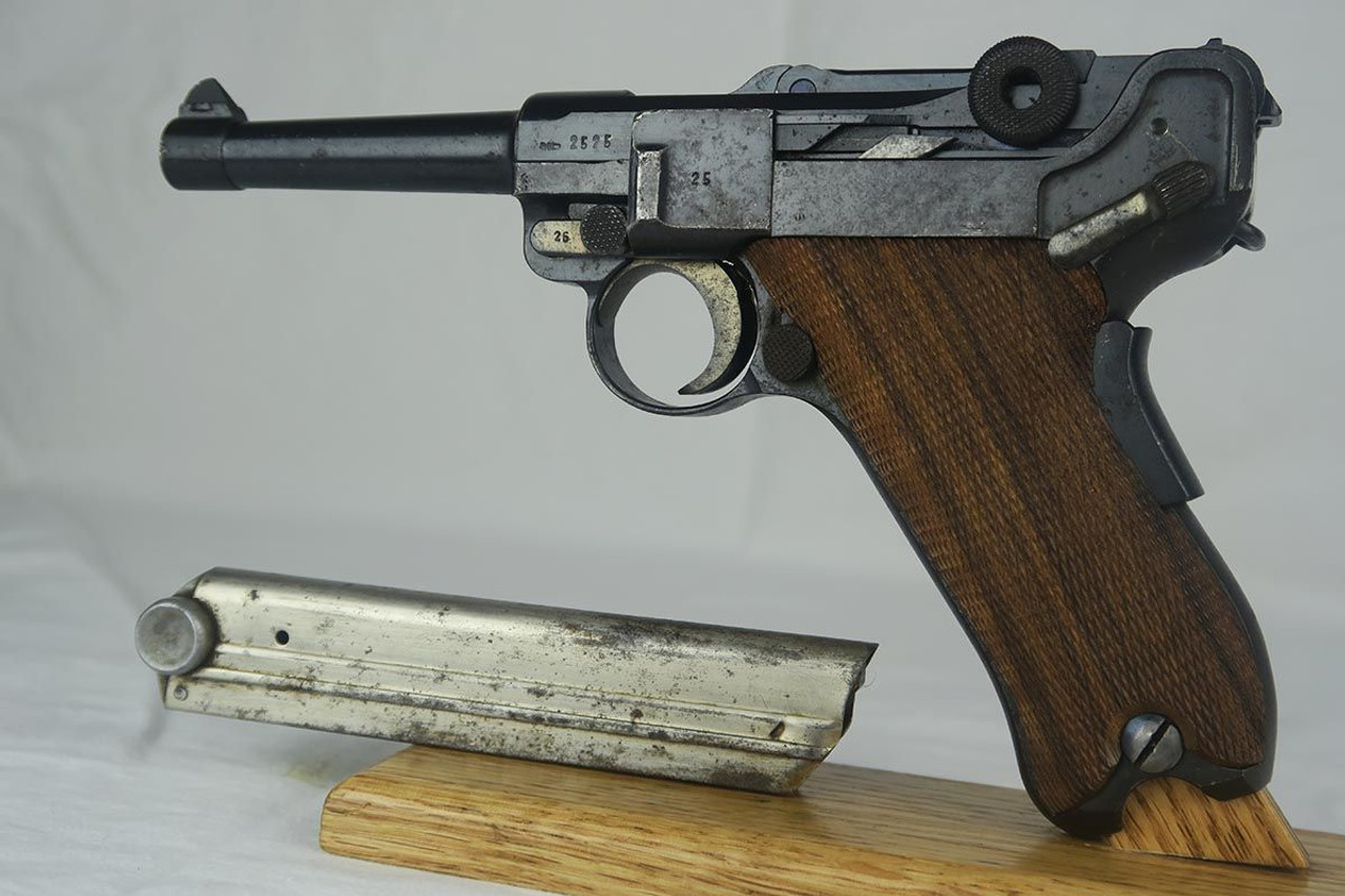 RARE 1906/34 Mauser Banner Portuguese Luger - Matching Magazine - 1