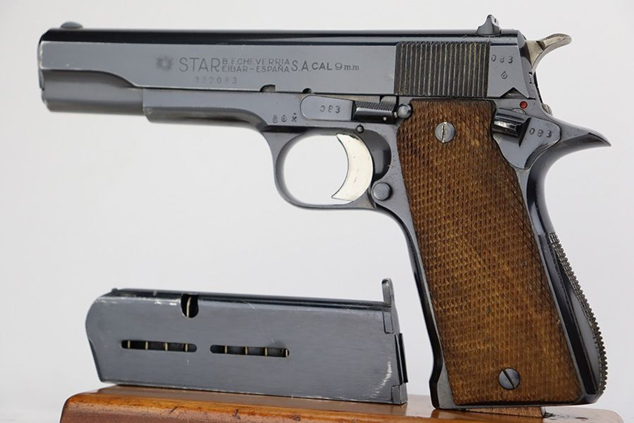 Minty, West German Police Star Model B - Matching Magazine - 1