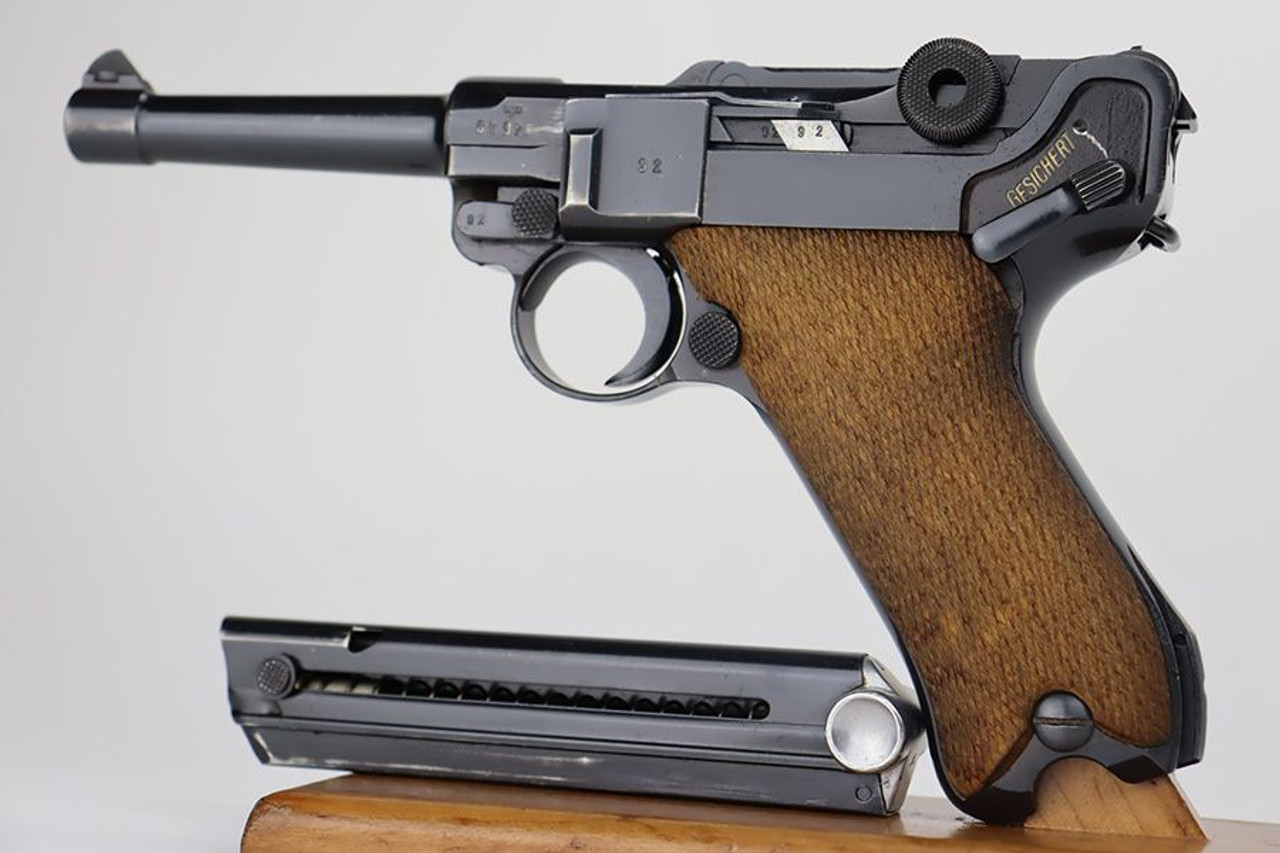 Excellent 1941 Police Eagle/L Mauser Luger - Matching Magazine - 1