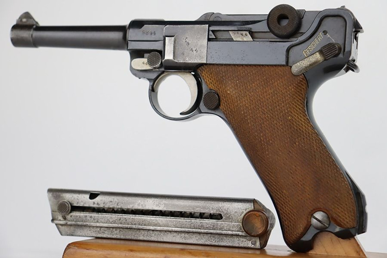 1918 DWM Luger - Matching Magazine - 1