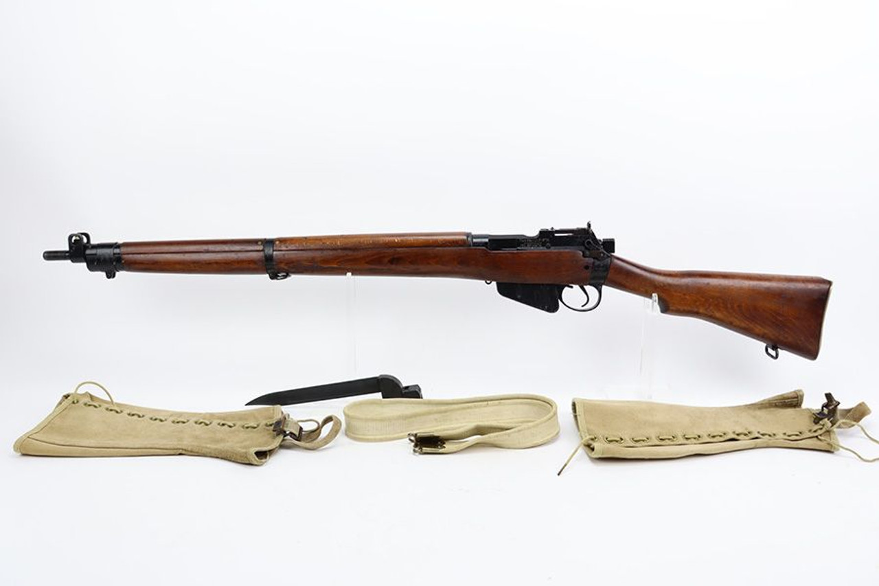 1944 Enfield No 4 Mk 1 Rifle - With Puttees & Bayonet - 1