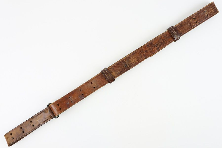1918 Dated M1907 Leather Sling - 1