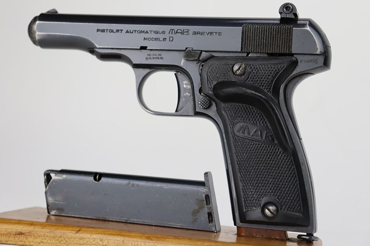 Excellent French MAB Model D - 1