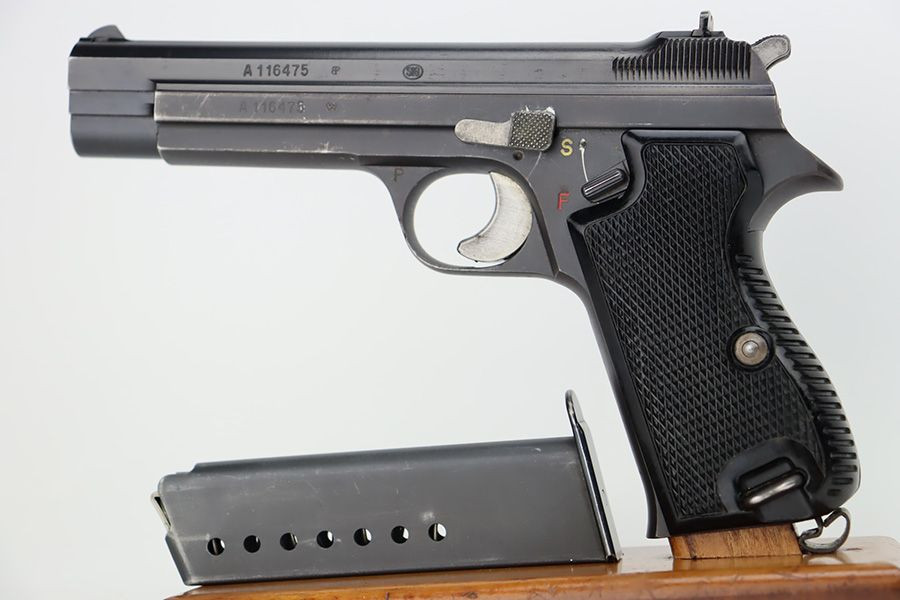 Excellent, Swiss Military SIG P210 - 1