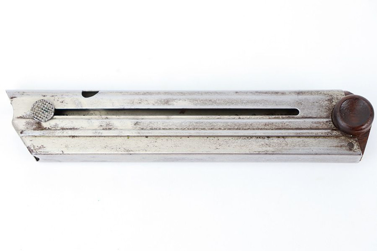 Flat Button Luger Magazine - Early - 1